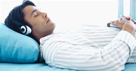 Sleeping With Headphones: How To, Benefits, Risks & Alternatives ...