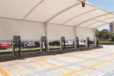 镇江发布全省首个《居住区电动汽车自用充电设施建设实施意见》 _我苏网