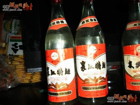 80年代末期襄樊特曲拍卖 价格表 中酒投 陈酒老酒出售平台