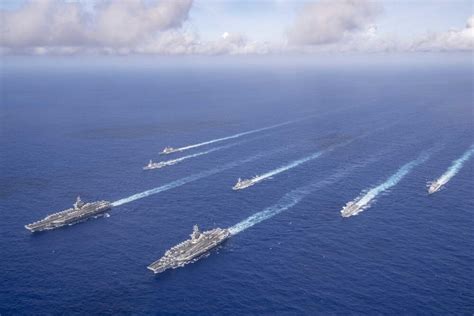 美军频繁抵近南海东海挑衅 中国测试这两款武器反制_手机新浪网