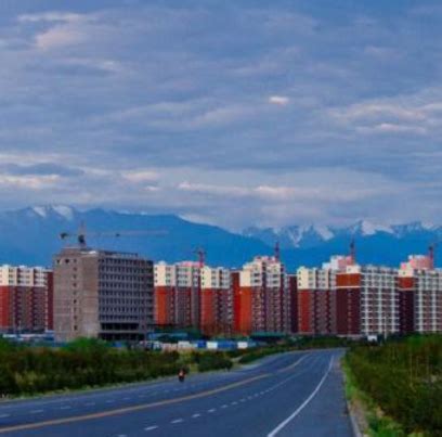 景点介绍：乌苏市巴音沟风景区--独库公路旁的一颗璀璨明珠_天山山脉