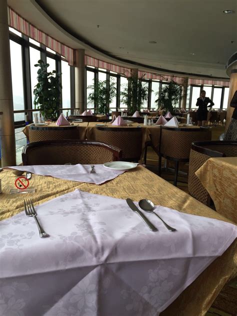2023黄金海景大酒店-旋转餐厅美食餐厅,口味还可以，服务也不错，今...【去哪儿攻略】