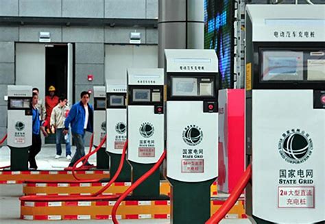 宜宾首个！高速服务区充电站来了！16台充电桩，位置在…_宜宾_新闻中心_长江网_cjn.cn