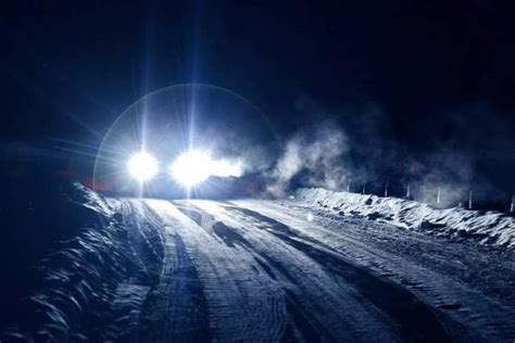 LED车灯是冬季夜间行车的更好选择 - OFweek半导体照明网
