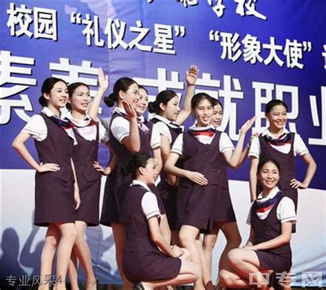 厦门工商旅游学校23级军训 校团委宣传部新媒体_腾讯视频