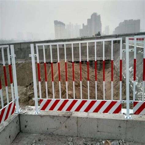 工地临边安全防护栏 基坑护栏 定型化防护 - 兴友 - 九正建材网