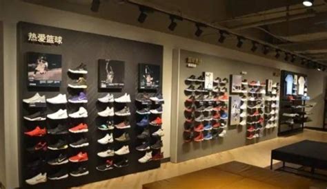 首家耐克体验店 试营业期间卖了320万!_鞋业资讯_数据统计 - 中国鞋网