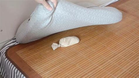 冷知识篇：丝袜放在枕头下面还能促进人体健康 - 知乎