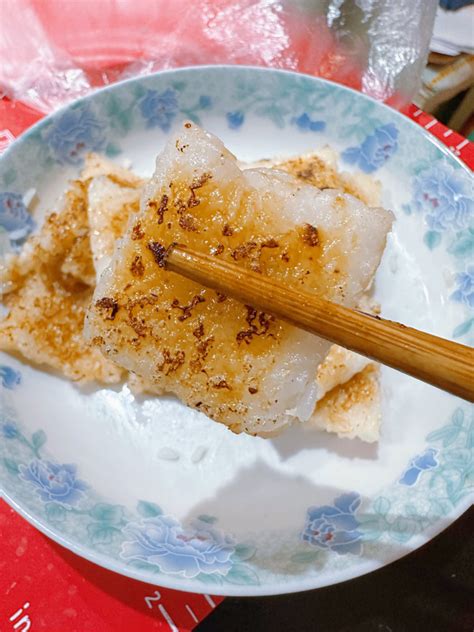 【剩米饭的归宿：自制米饼的做法步骤图】with小千穗的三餐四季_下厨房