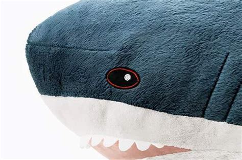 宜家可爱的网红鲨鱼要下架了，不抢一个么？｜每周消费品投资推荐_凤凰网