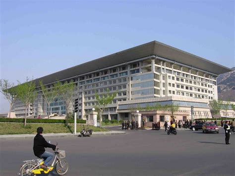 盘点陕西10个地级市的政府大楼，西安市政府最威严霸气