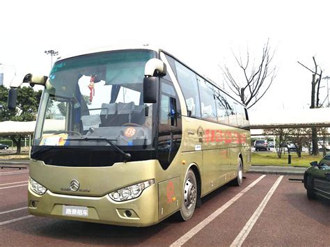 平江旅游大巴包车，如何租旅游大巴车