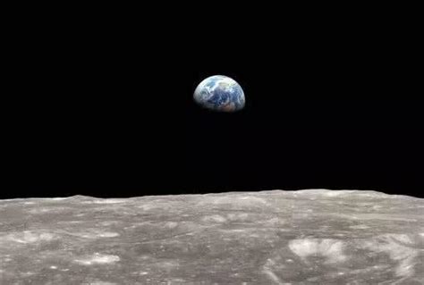 月球远离地球的真相：每年3至4厘米的速度远离地球