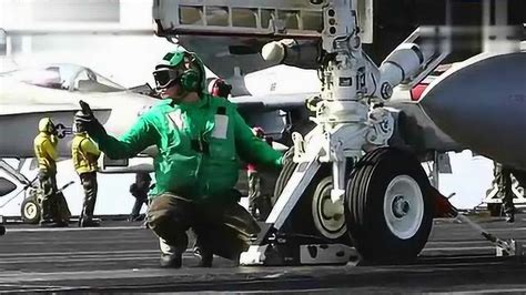 美国海军签署航母舰载机电磁弹射系统合同 可弹射美军所有舰载机
