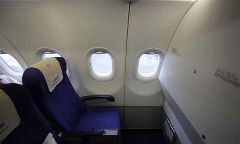 南航a321飞机经济舱每个座位都有独立影音设备吗_百度知道