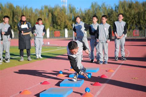 北京年底前清零无照体育培训机构，建立体育培训市场“黑白名单”|界面新闻
