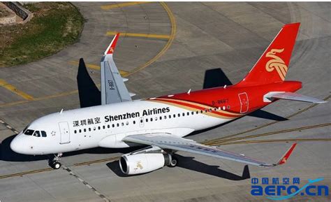 在广州白云机场，上海航空的航班在几号台办理登机手续（换登机牌）？？-