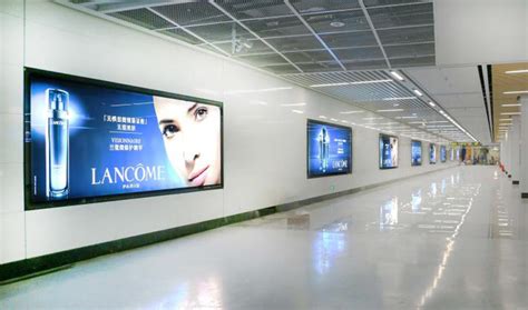 青岛地铁广告_青岛地铁广告公司_青岛地铁站广告投放_光驰传媒
