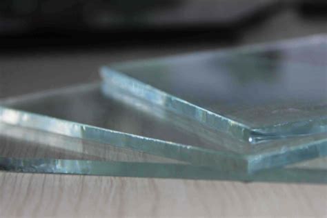 浮法玻璃在生产过程中使用碎玻璃时需要注意什么「晶南光学」