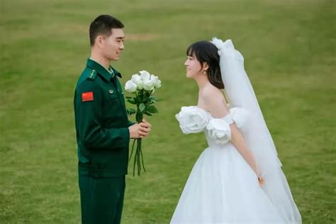 张馨予嫁给军人，优秀女性为什么选择军婚？因为军婚有这5个好处