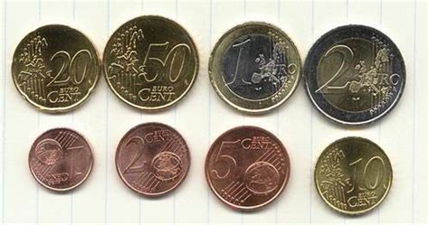 选择性关注欧元钞票的细节。欧盟货币欧元钞票的细节。世界货币观、通货膨胀观和经济观