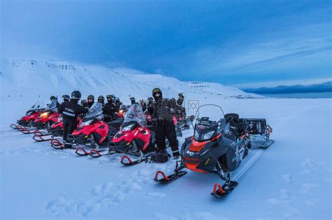 北极户外雪地摩托探险高清图片下载-正版图片501207752-摄图网