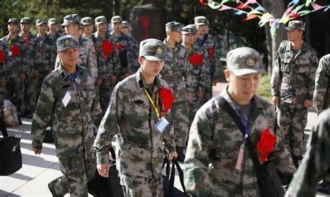 湖南举行退役士兵专场招聘会 提供近5000个就业岗位 - 要闻 - 湖南在线 - 华声在线