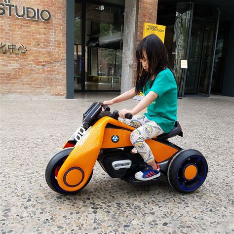 出口德国DIC儿童电动车宝宝遥控平衡车小孩玩具车摩托车新品上市