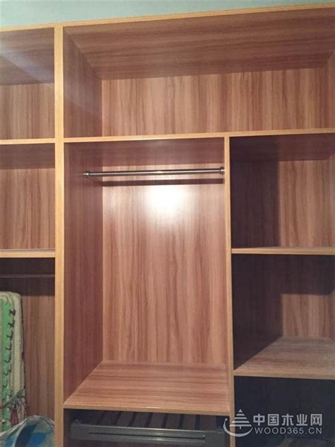 卧室生态板衣柜效果图片展示-中国木业网