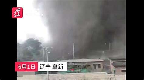 辽宁多地突发龙卷风 行驶中的车辆被卷起！_腾讯视频