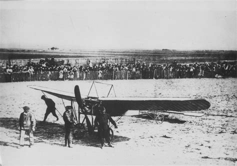 Histoire de l’Aviation – 1909 à Juvisy – l’Aviateur Guillaume Busson ...