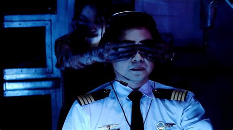 泰国惊悚恐怖片：闹鬼的死亡航班《407猛鬼航班》_腾讯视频