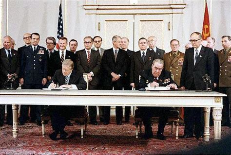 历史上的今天7月31日_1991年美苏达成第一阶段削减战略武器条约。