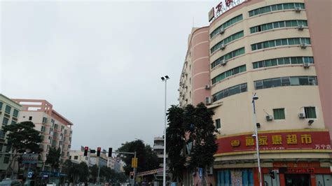 万宁市人民政府政务服务中心(办事大厅)