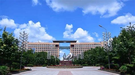 黑龙江科技大学是几本院校（黑龙江改名很成功的1所二本大学，改名后备受关注，近几年发展快） | 说明书网