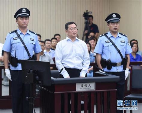 公开宣判！“村霸”刘杜棋等17人涉黑案，主犯领刑20年！
