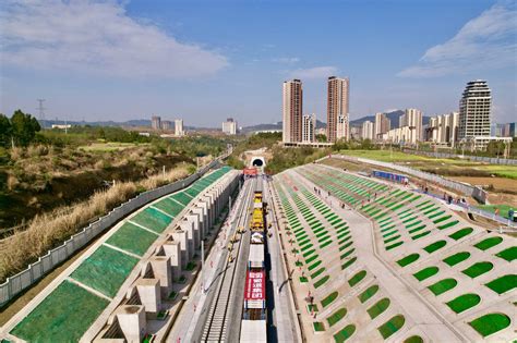 汉巴南铁路巴中东站12月底达到投入使用条件_巴中市发展和改革委员会