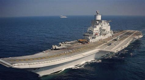 印度海军航母编队抵近巴基斯坦 已受命转入实战模式_手机新浪网