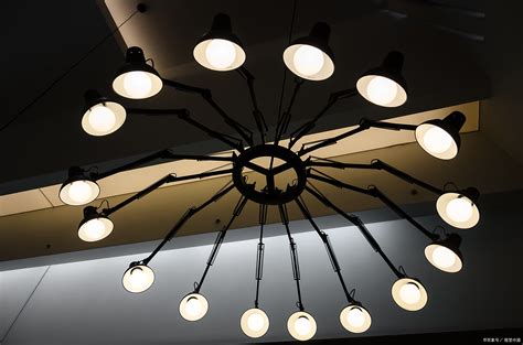 轻奢后现代简约全铜灯高档水晶吊灯客厅大厅餐厅卧室大气灯具灯饰-阿里巴巴