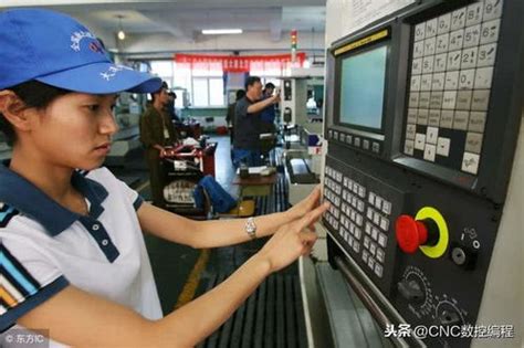中国创业小项目大全（个人创业小生意低成本12个项目） - 鱼摆摆教程