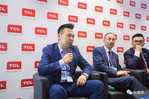 TCL实业副总裁何军分享《新基建时代的制造业大数据价值变现》_手机凤凰网