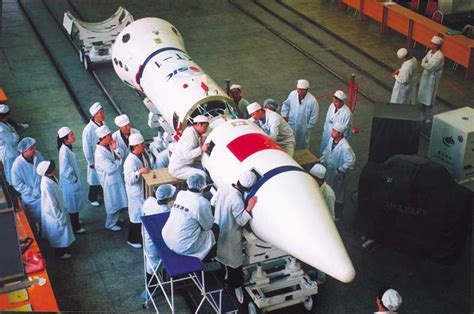 2003年第一枚四级全固体运载火箭“开拓者一号”发射成功－国务院国有资产监督管理委员会