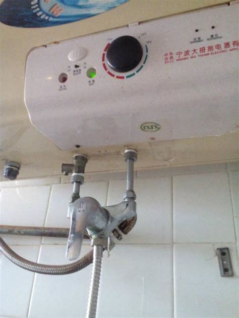 广州200住户热水器突然喷火 未造成伤亡(组图)