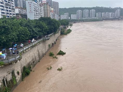 广西融水：洪水消退清淤忙_时图_图片频道_云南网