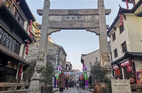 中国最美最繁华的十条步行街, 你去过几个?|中央大街|步行街|重庆_新浪新闻
