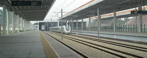 青岛火车站广告-青岛火车站广告价格-青岛火车站广告投放-高铁站厅-全媒通