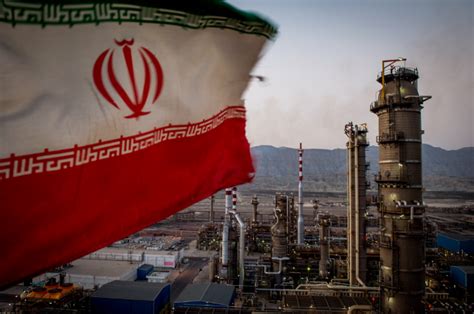伊朗石油部长：伊朗不会用石油换武器