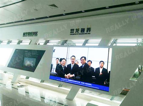贵阳双龙展馆（46寸液晶拼接屏）_展览展示_方案与应用_锐丽商城-大屏幕显示系统F2C+O2L在线定制平台！