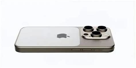 等了好多天的 iPhone 15 Pro Max 原色钛金属终于到啦……|iPhone_新浪新闻