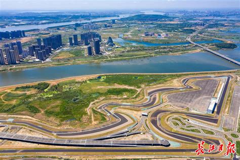 第二十届中国国际建筑智能化峰会武汉站举办：智慧城市新发展趋势